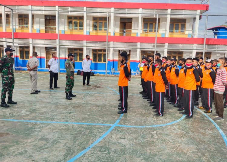 SMK 04 Banda Aceh Mendapat Pelatihan PBB dari Yonzipur 16/DA
